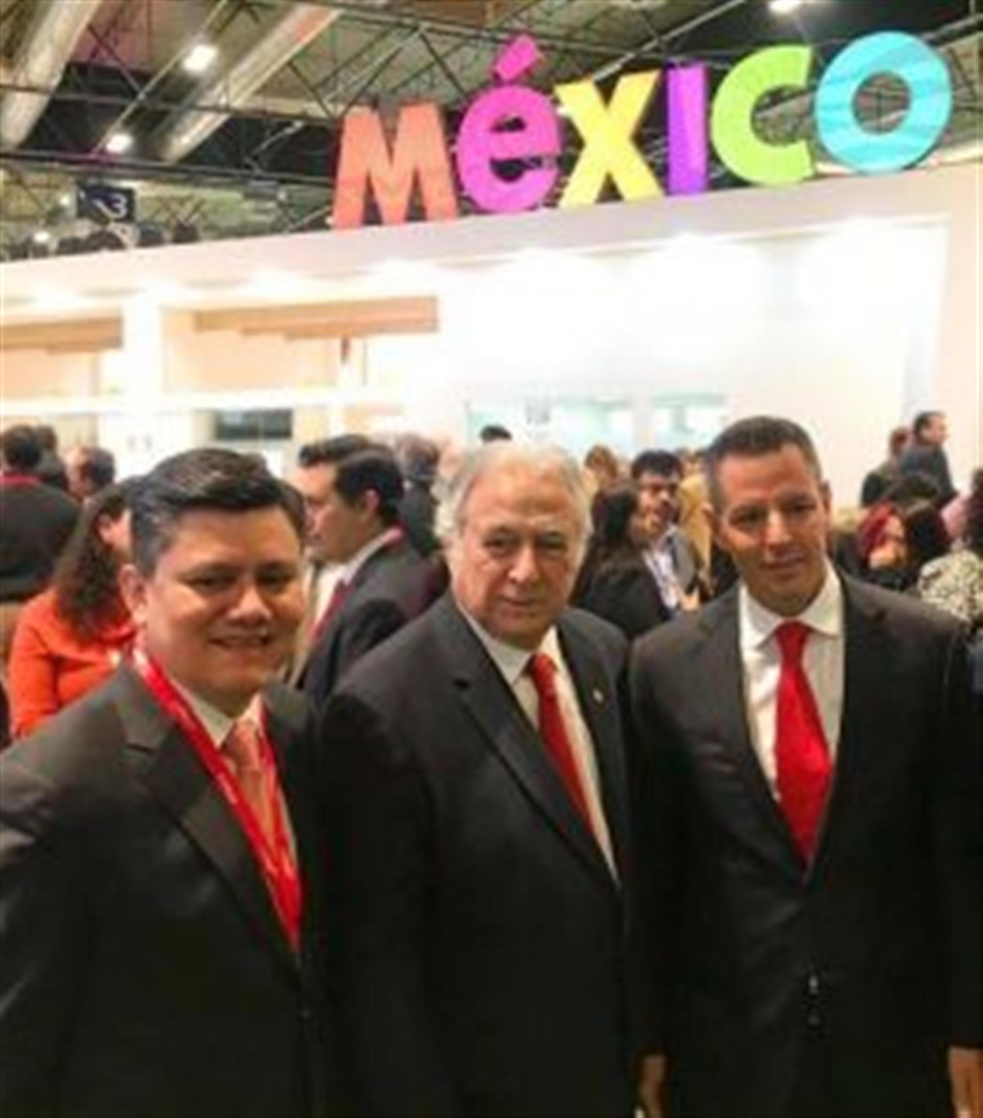 El gobernador Alejandro Murat participa en la Feria Internacional de Turismo