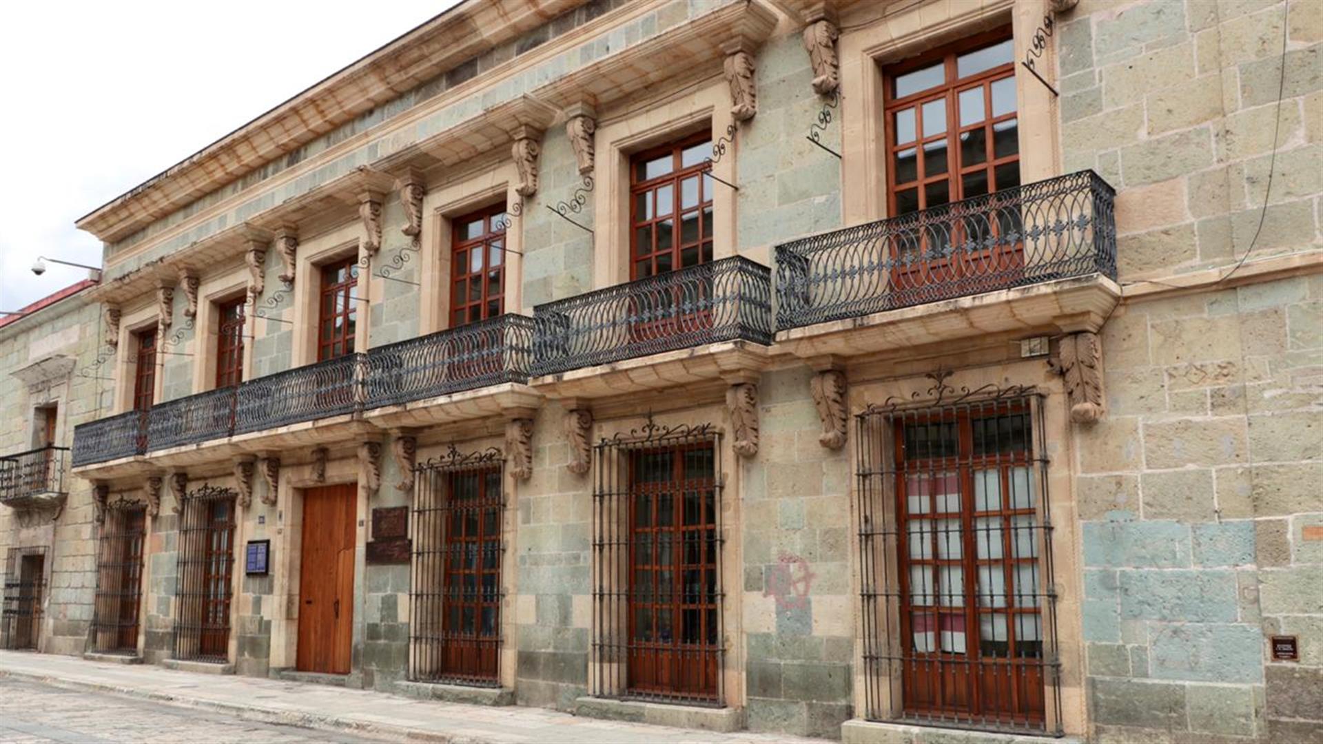 Interviene FAHHO Biblioteca Pública Central  “Margarita Maza de Juárez” para su restauración   