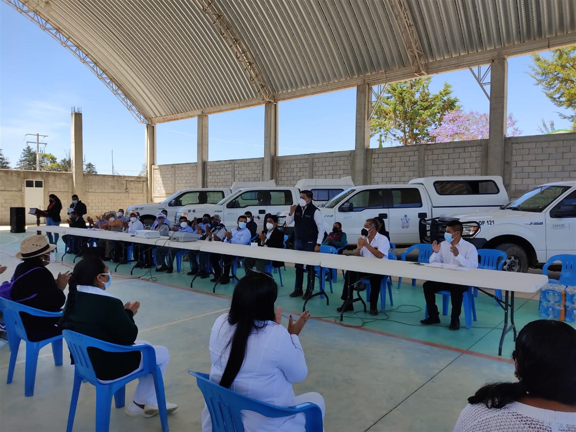 Entrega SSO camionetas a cuatro municipios para fortalecer actividades en materia de salud