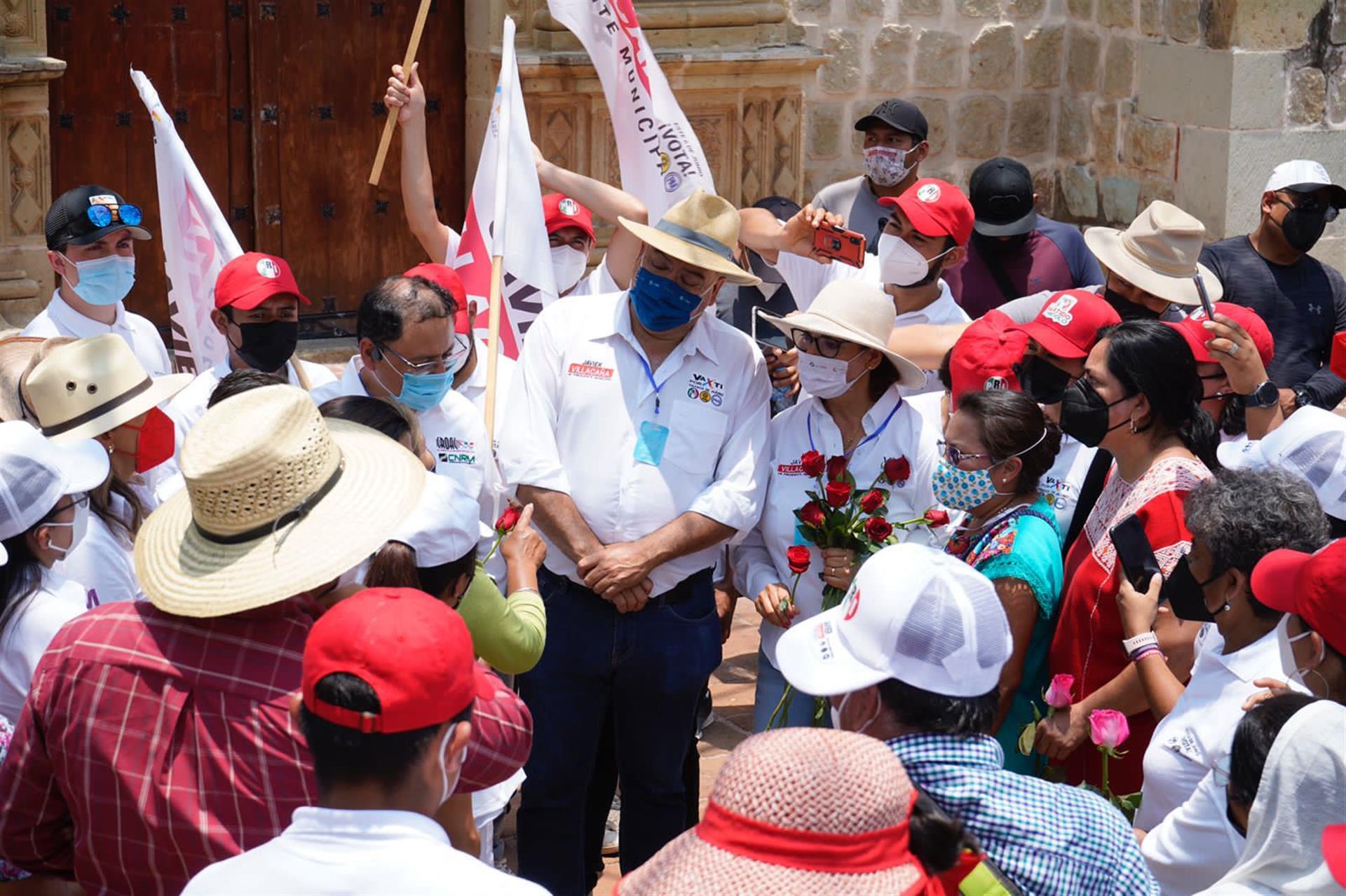 Salud, seguridad y empoderamiento, compromiso de Javier Villacaña con las mujeres