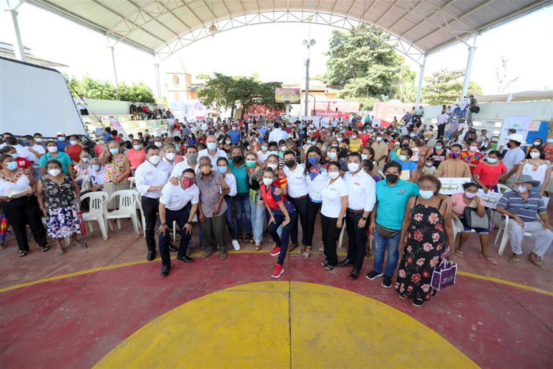 La población Afromexicana en nuestro estado, es una de las prioridades fundamentales del gobierno de mi esposo Alejandro Murat Hinojosa: IMM