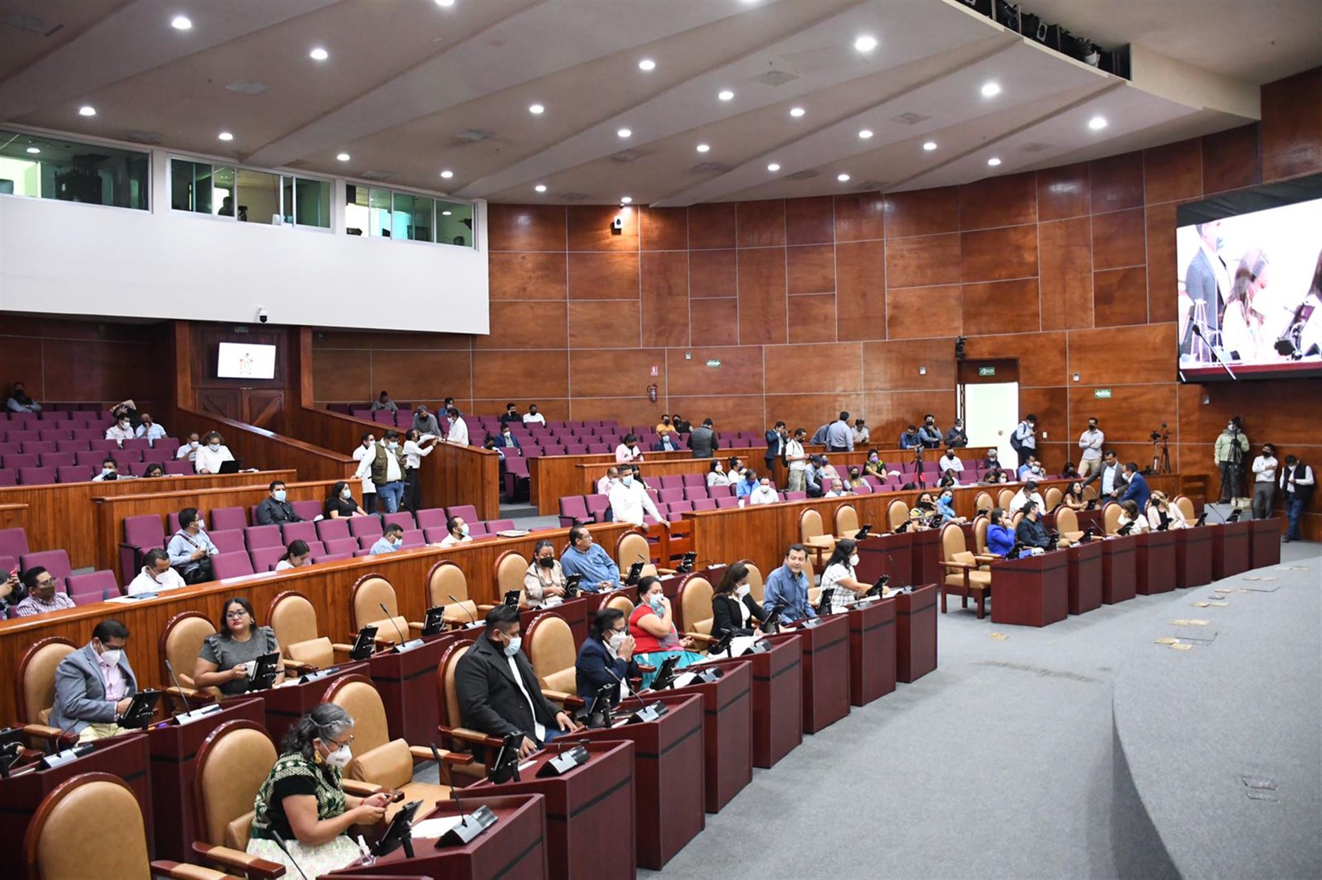 Proponen en Congreso habilitar refugios para mujeres en cada región de Oaxaca