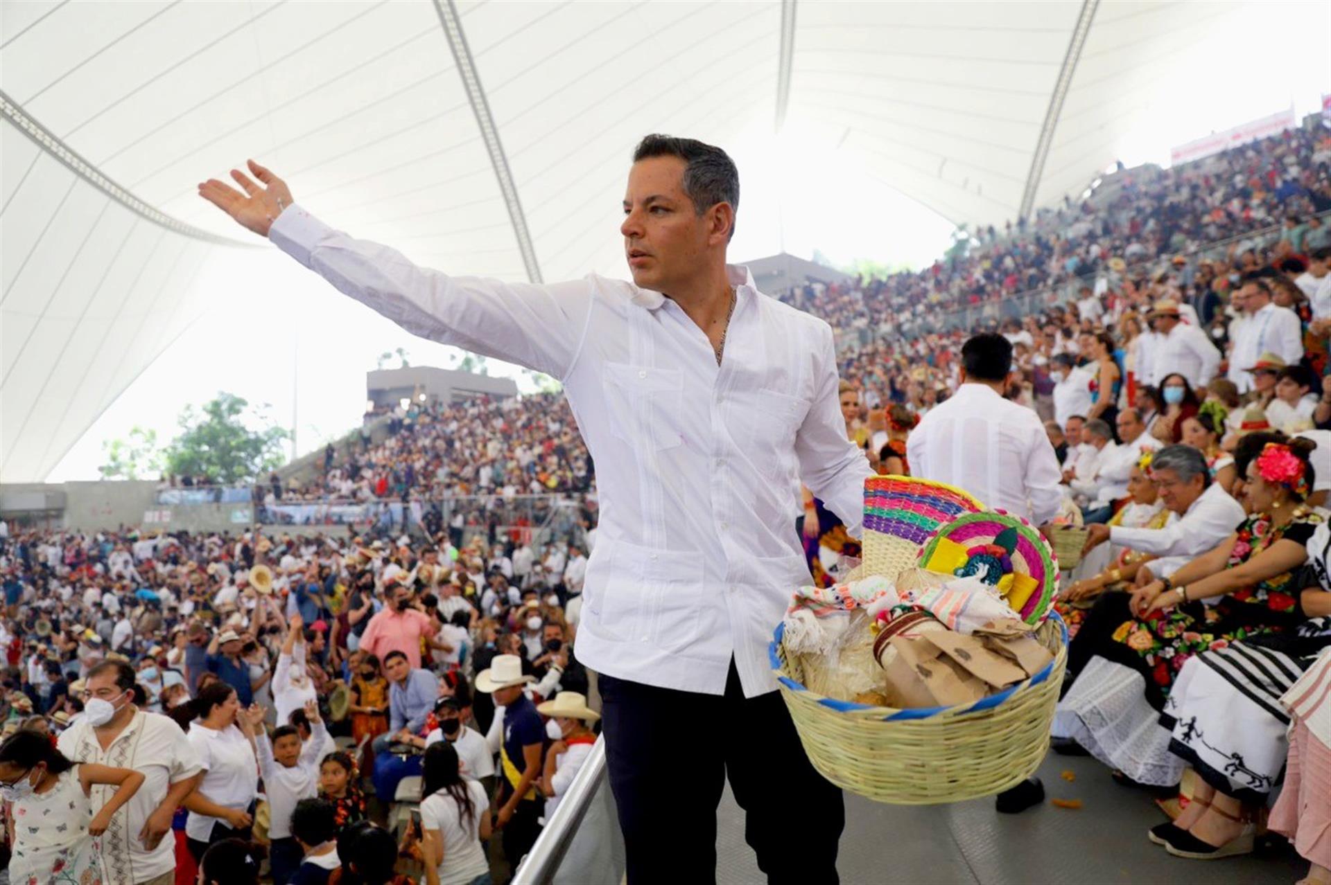 La Guelaguetza, ¡más viva que nunca!, vibró en los corazones y almas de los asistentes