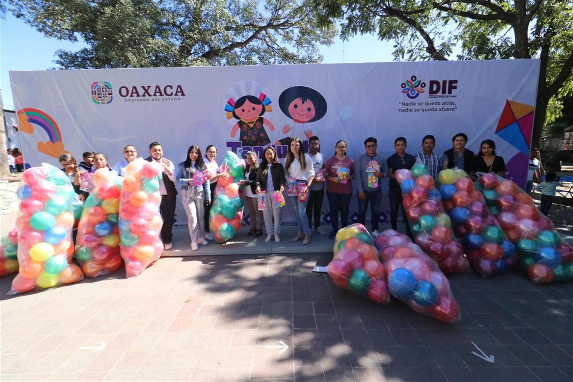 Continúa la invitación a sumarse por la alegría de la niñez oaxaqueña este “Día de Reyes”: DIF Estatal