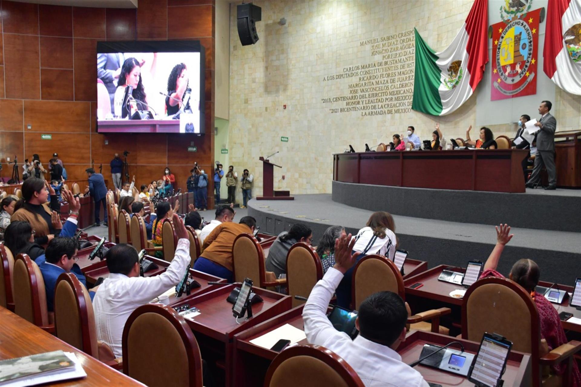 Congreso de Oaxaca designa a integrantes de la Comisión Coordinadora para entregar medalla “Juana Catalina Romero Egaña”