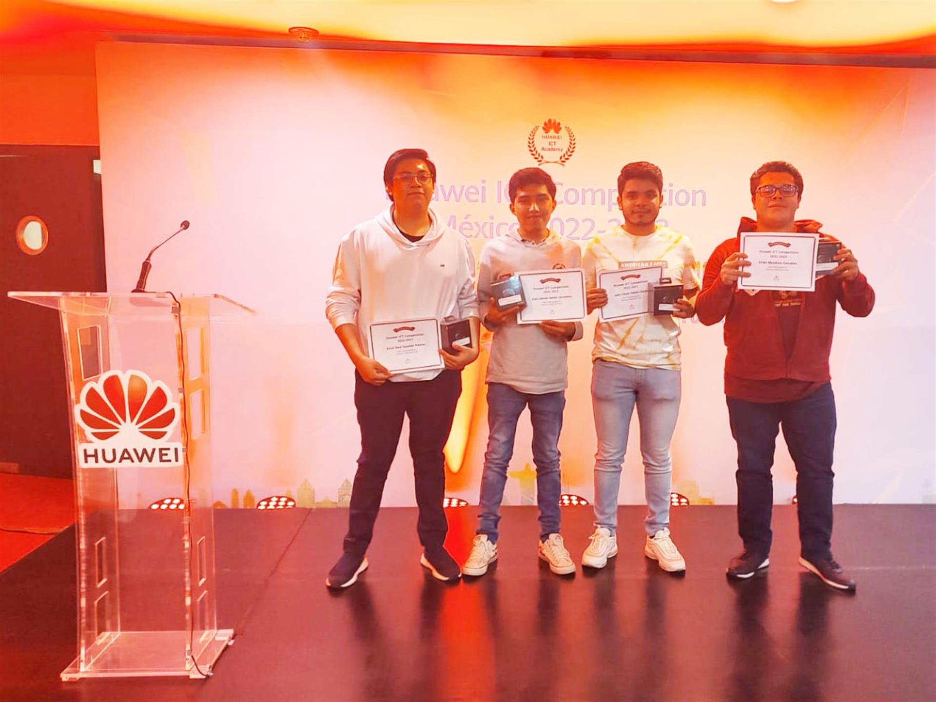 Anáhuac Oaxaca representa a México en la final latinoamericana del concurso internacional – Huawei ICT Competition  