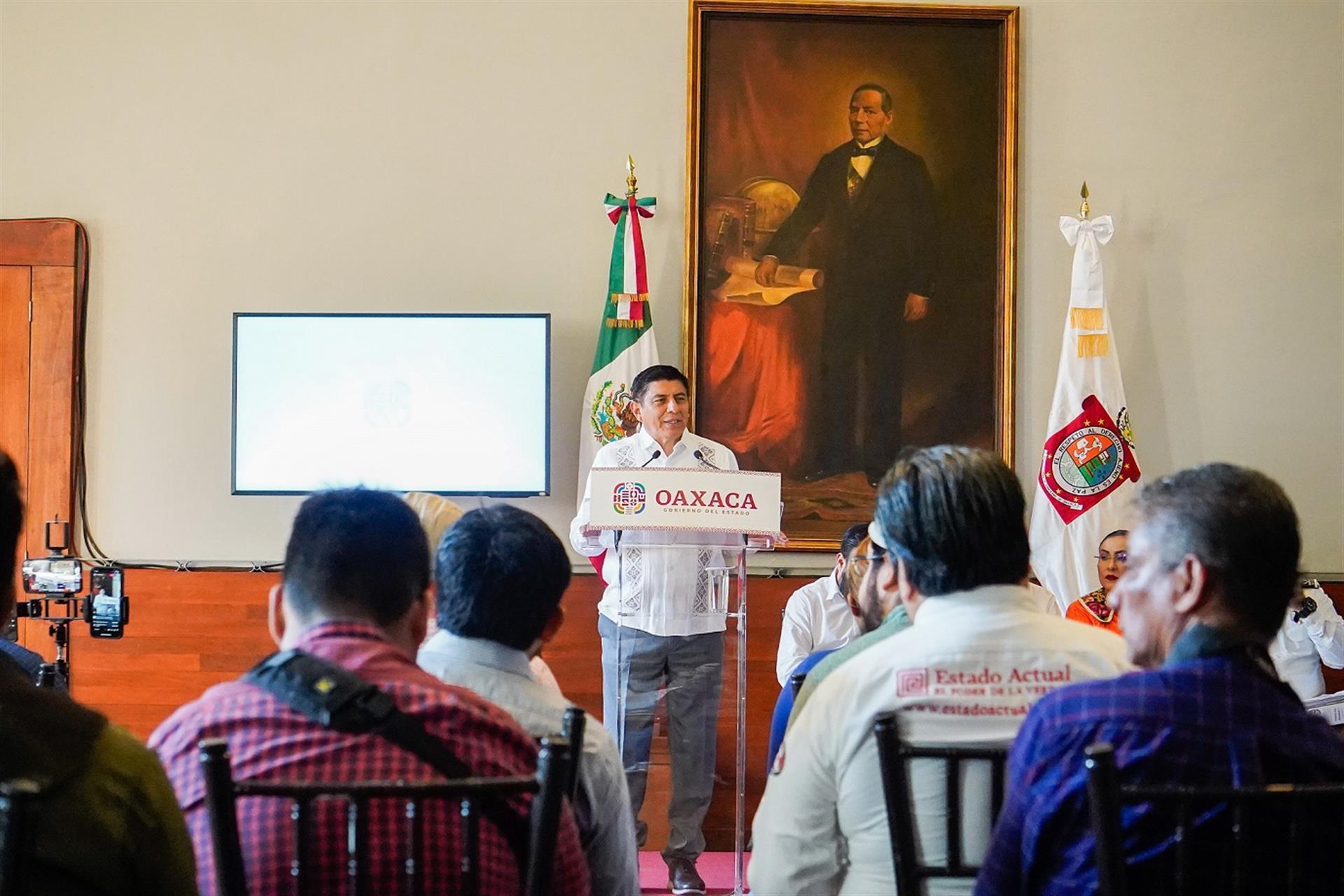 Tenemos un Presidente que atiende a las personas más necesitadas: Salomón Jara