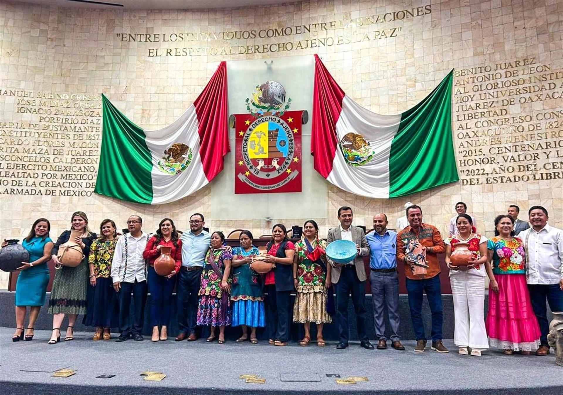 Celebra IFPA declaratoria de las técnicas artesanales de la alfarería oaxaqueña como Patrimonio Cultural Inmaterial de Oaxaca   