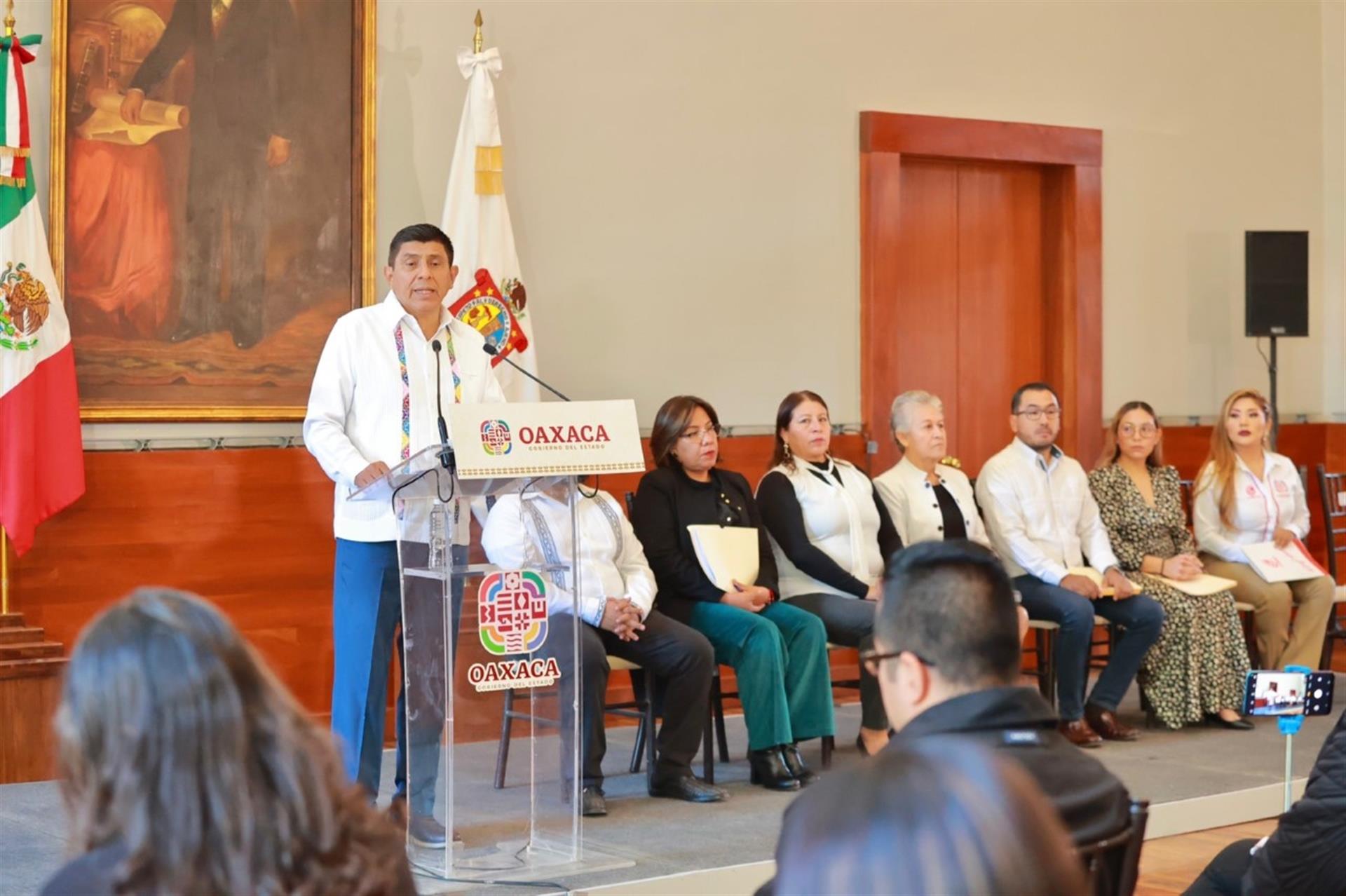 El próximo 22 de diciembre será inaugurado el tren Interoceanico del Istmo de Tehuantepec Anuncio el gobernador del estado Salomón Jara Cruz