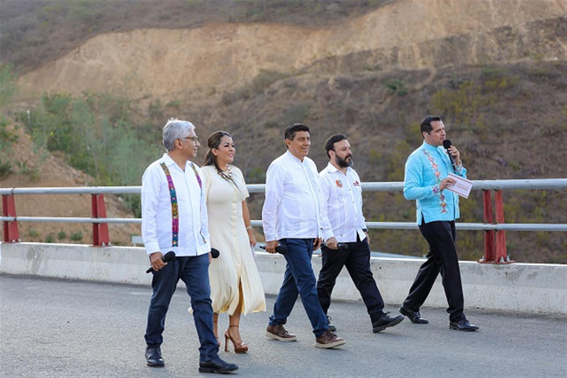 Autopista a la Costa permitirá conocer a Oaxaca desde el corazón profundo de sus raíces: Salomón Jara