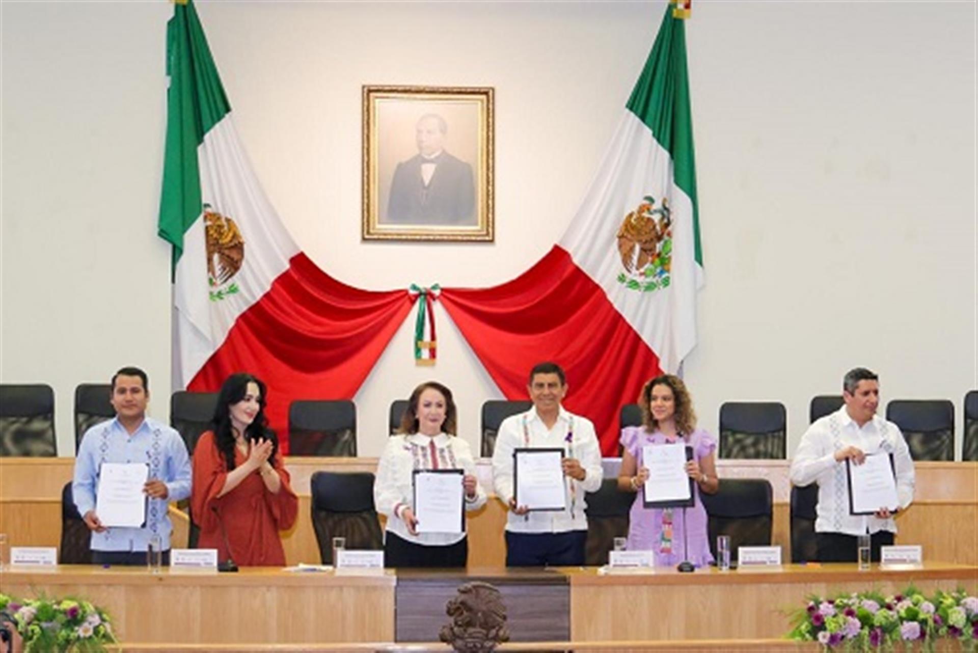 Presentan Pacto Nacional y firman convenio de colaboración para Implementación de la Justicia de Género en Oaxaca