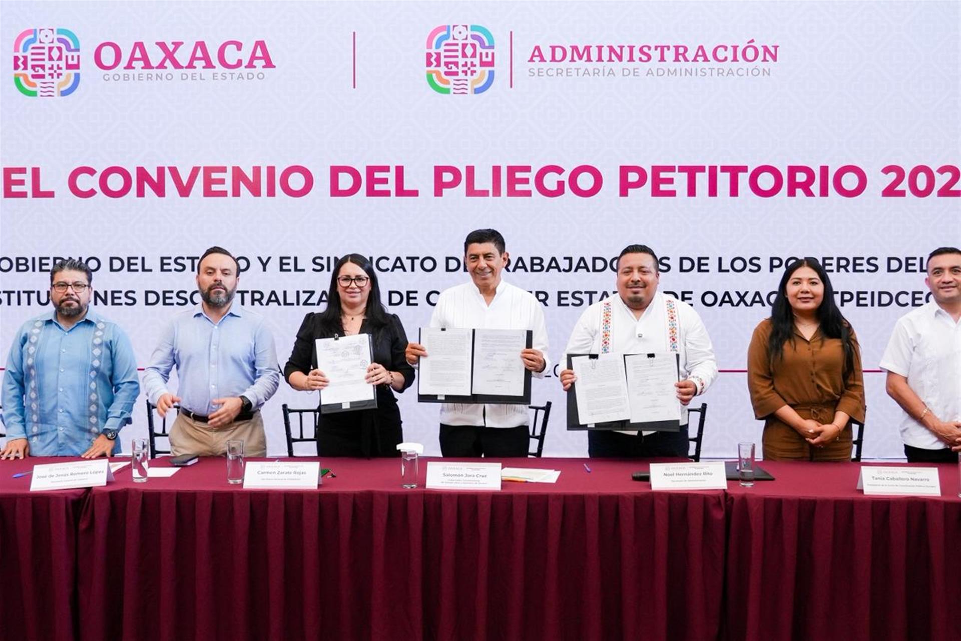 Firman Gobierno de Oaxaca y STPEIDCEO Convenio del Pliego Petitorio 2026