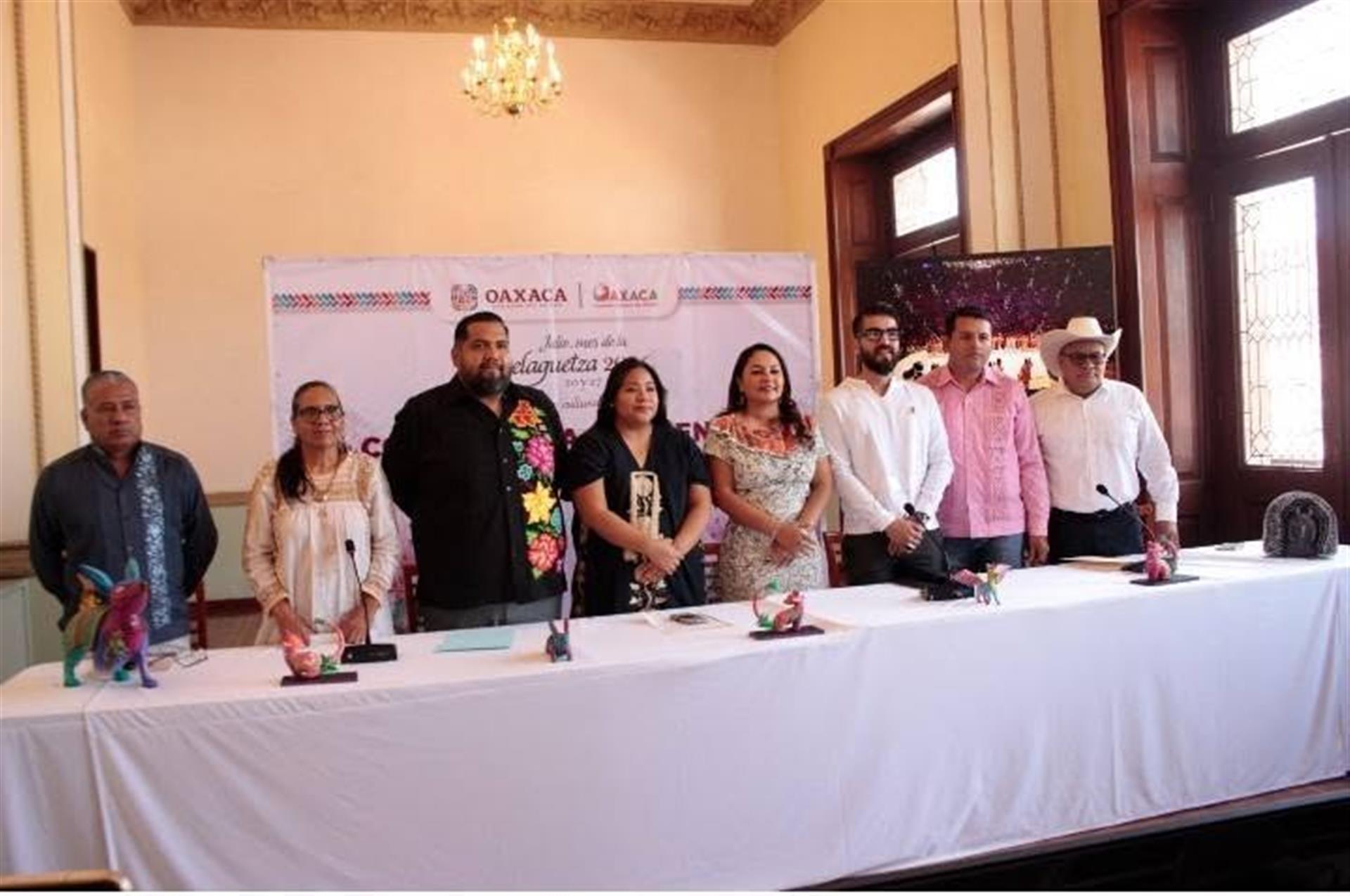 Se realizo la Conferencia de Prensa Semanal de la Guelaguetza 2026